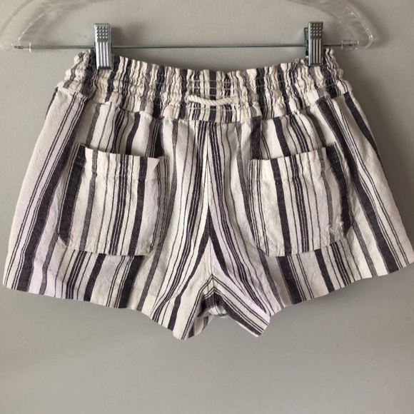 Roxy Oceanside Striped Gray/White Juniors Size L Pockets Beach Lounge Shorts - Picture 8 of 12